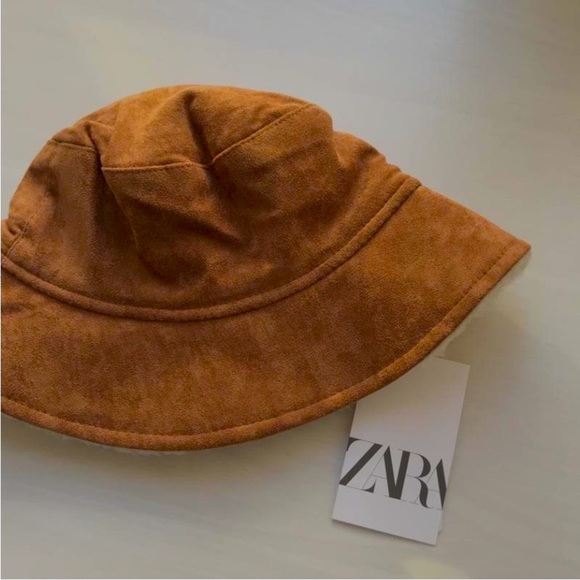 6-9Y. ZARA KID Double-sided hat - Picture 4 of 7